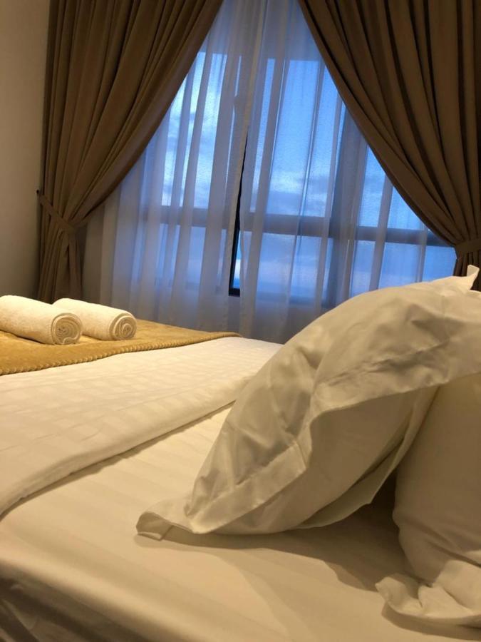 Апартаменты Panglima Troika Residensi Кота-Бару Экстерьер фото
