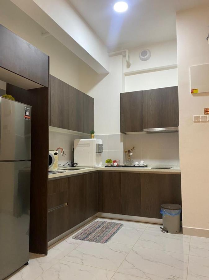 Апартаменты Panglima Troika Residensi Кота-Бару Экстерьер фото