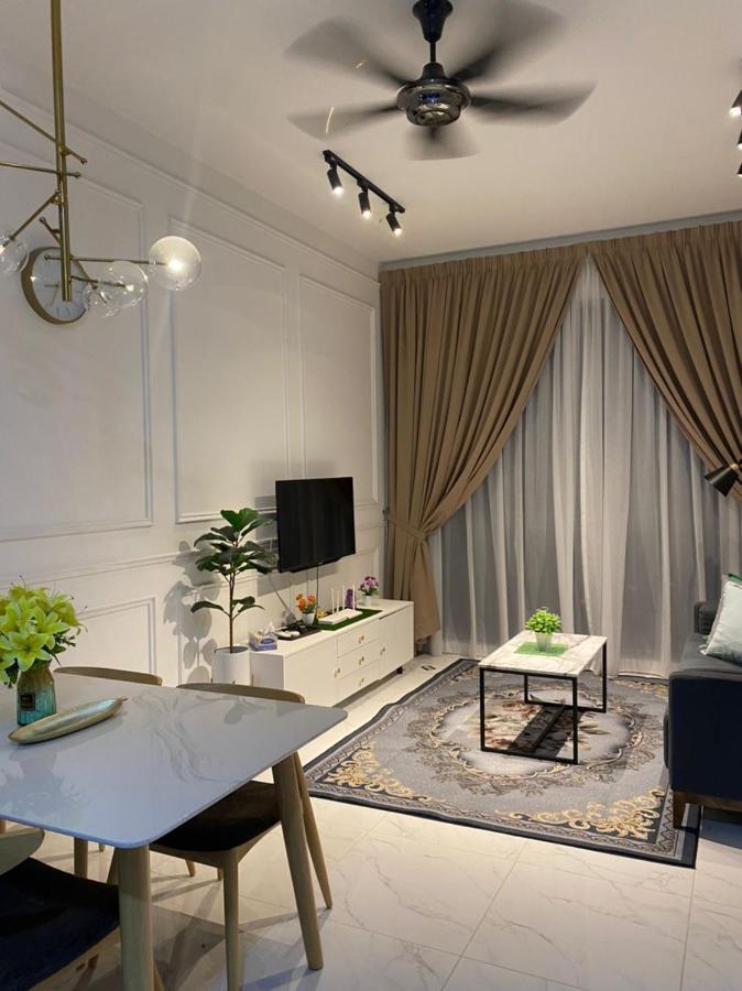 Апартаменты Panglima Troika Residensi Кота-Бару Экстерьер фото